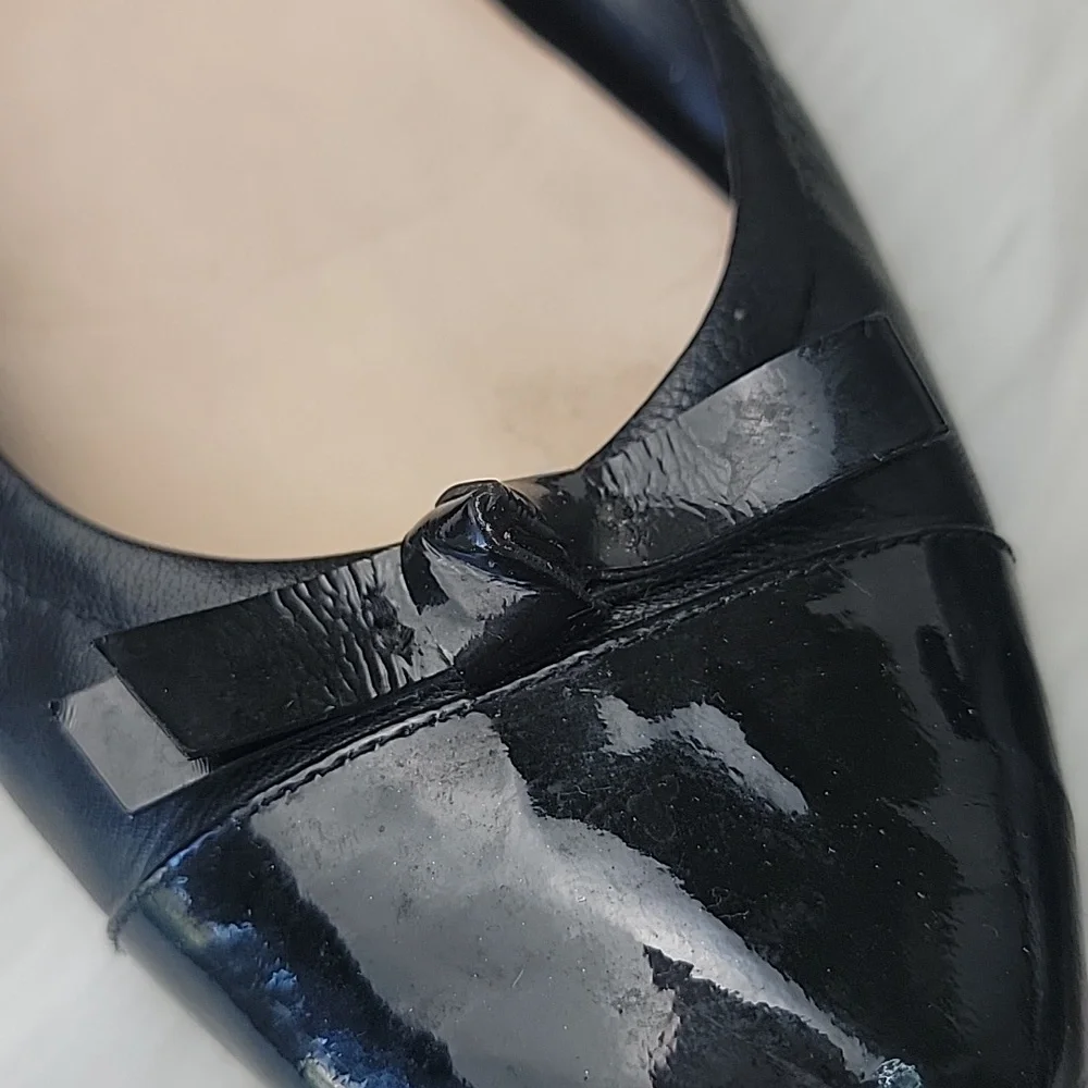 COLE HAAN Black Leather Patent Cap Toe Bow Preppy Office Casual Ballet Flats 9.5